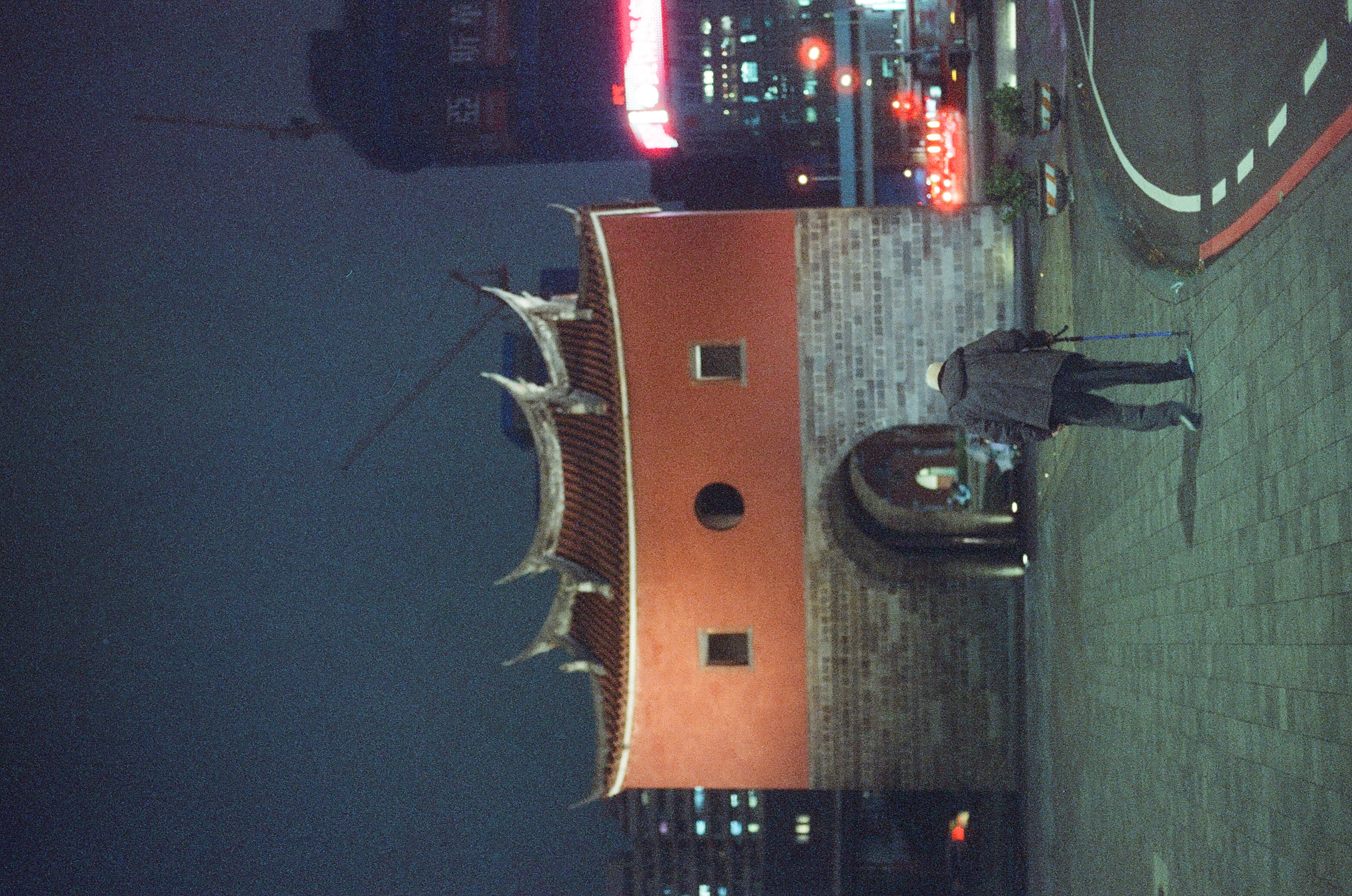 TW13